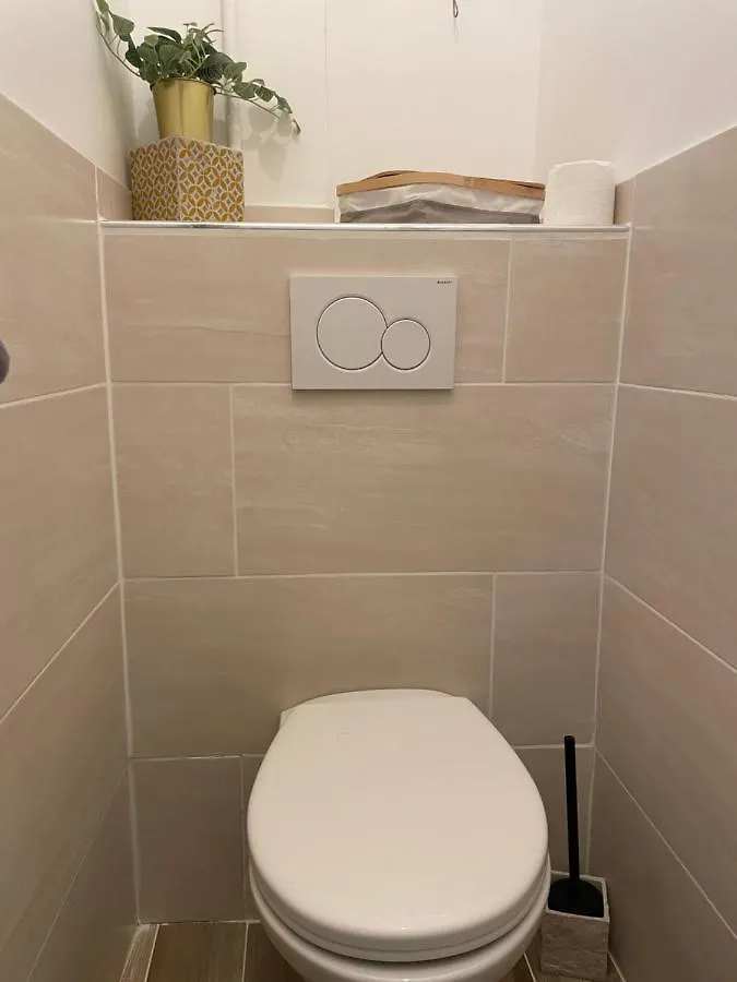 Top Apartement Cosy Ternes París 0*,
